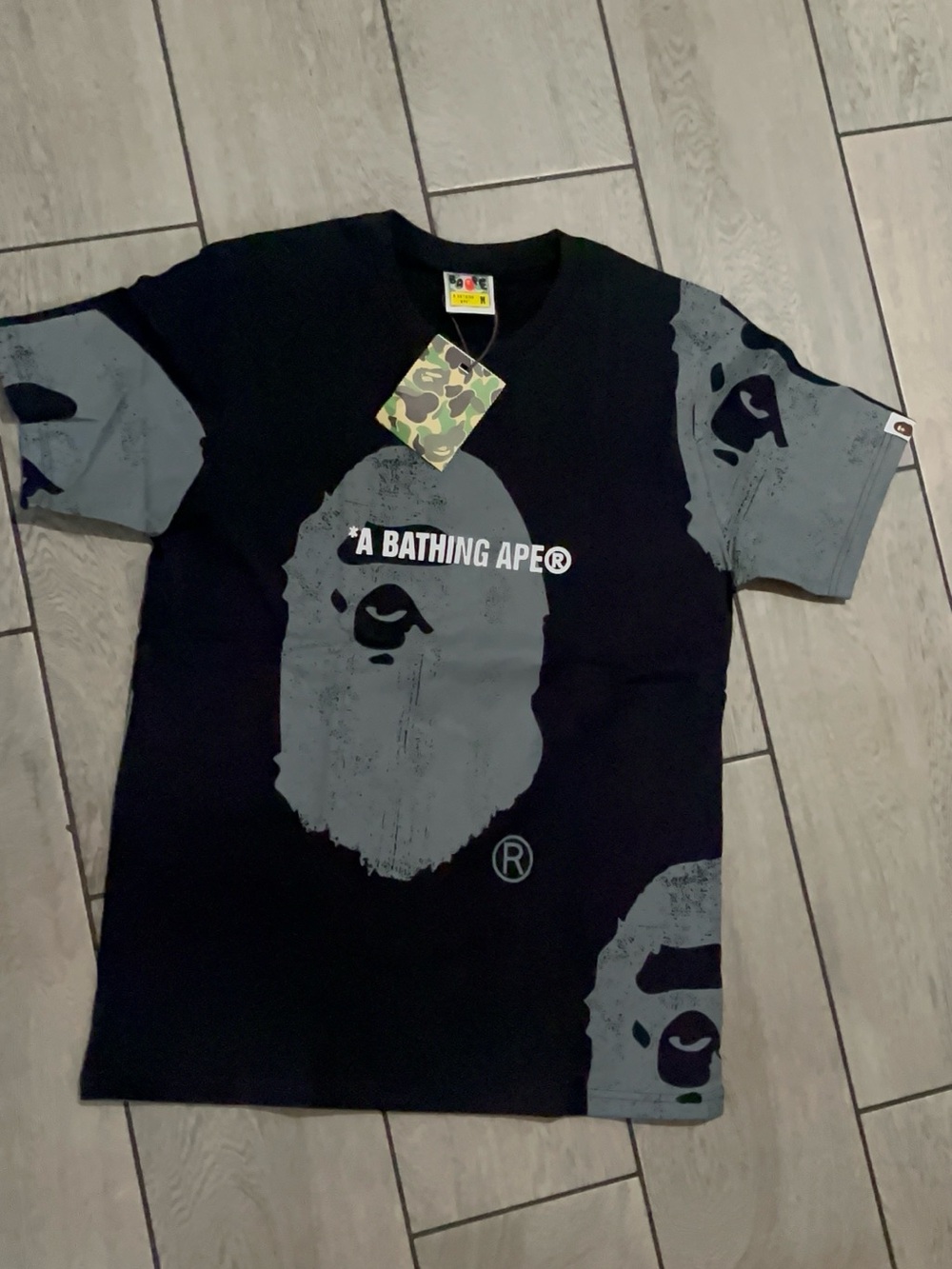 Men’s Black & Gray Graphic Logo Tee